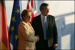 Rencontre Brown-Merkel sur fond d'appel à un référendum européen en Grande-Bretagne